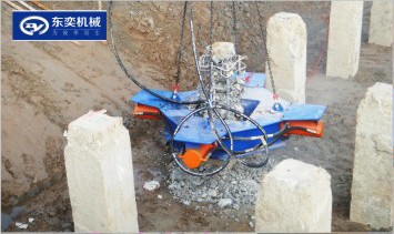 液壓破樁機(jī)器-方形破樁機(jī)